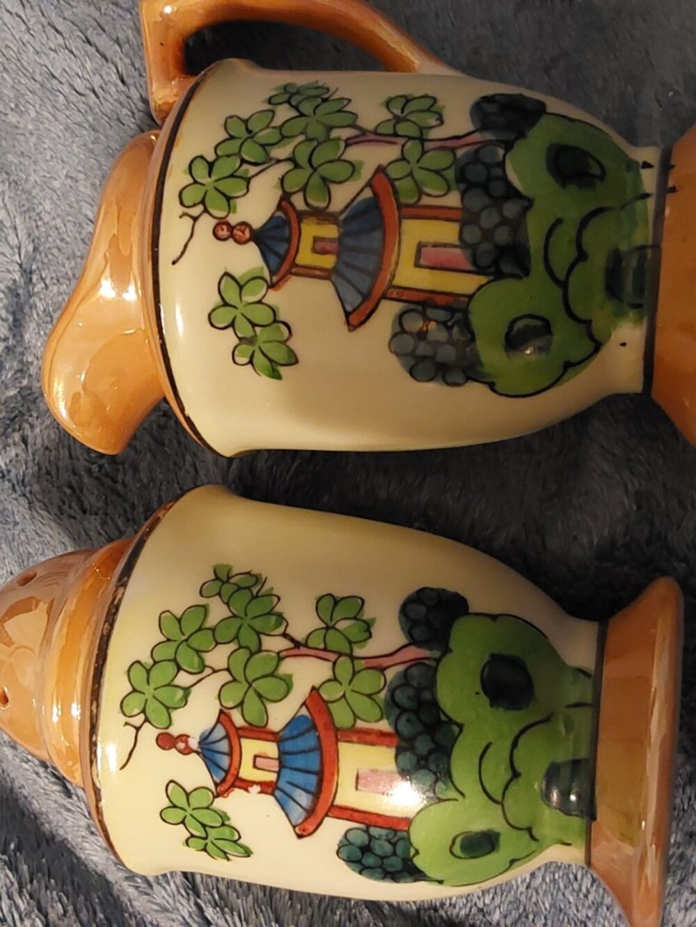Made in Japan Hand Painted Vintage Lusterware Sugar Shaker and Creamer Set - Picture 4 of 16